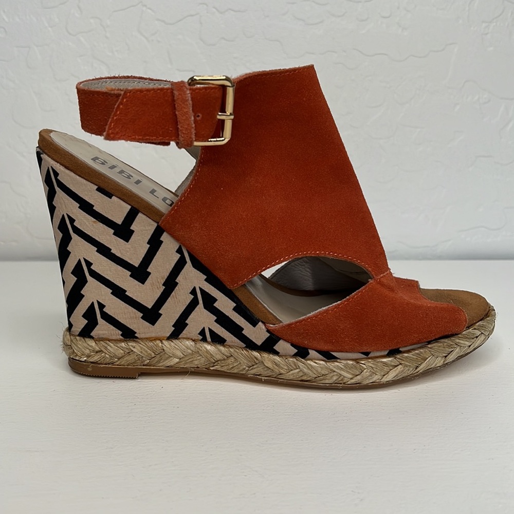 Bibi Lou rust orange suede & chevron wedge size 9 from Anthropologie - Picture 6 of 15